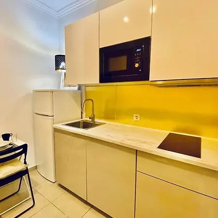 Studio Flat In Lisbon City Center, Next To Station Apartamento Lisboa