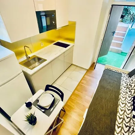 Apartamento Studio Flat In Lisbon City Center, Next To Station